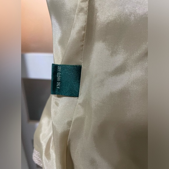 Lauren Ralph Lauren Beige Women's Jacket EUC - Picture 5 of 6